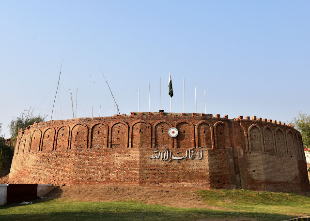 DI Khan Gallery 11